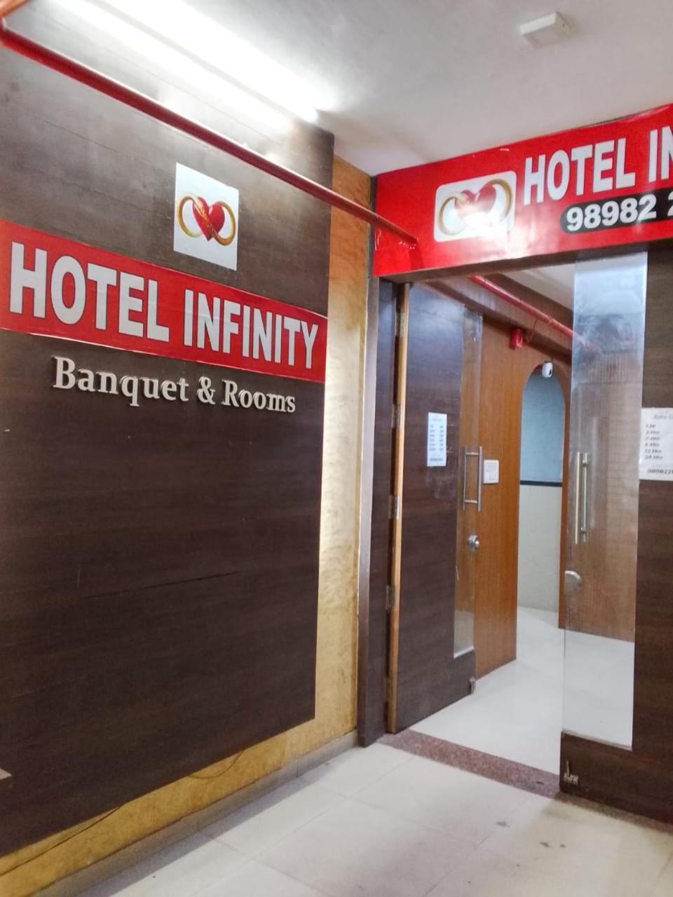 Infinity Rooms & Banquet Surat Exteriör bild